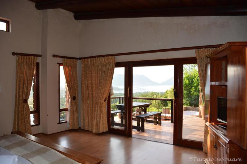 La Montagne Guest Lodge Hartbeespoort Extérieur photo