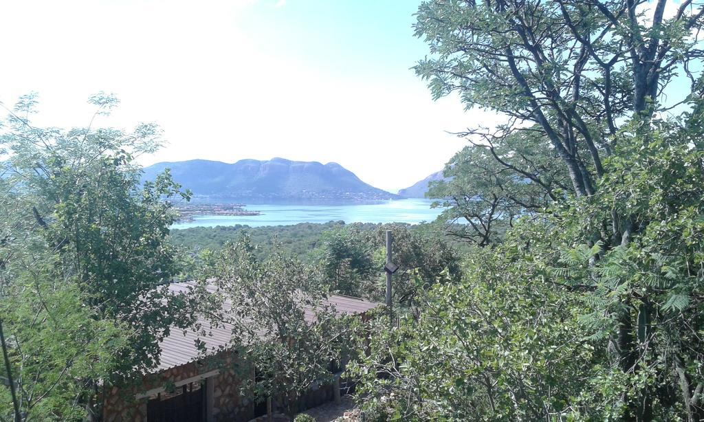 La Montagne Guest Lodge Hartbeespoort Extérieur photo