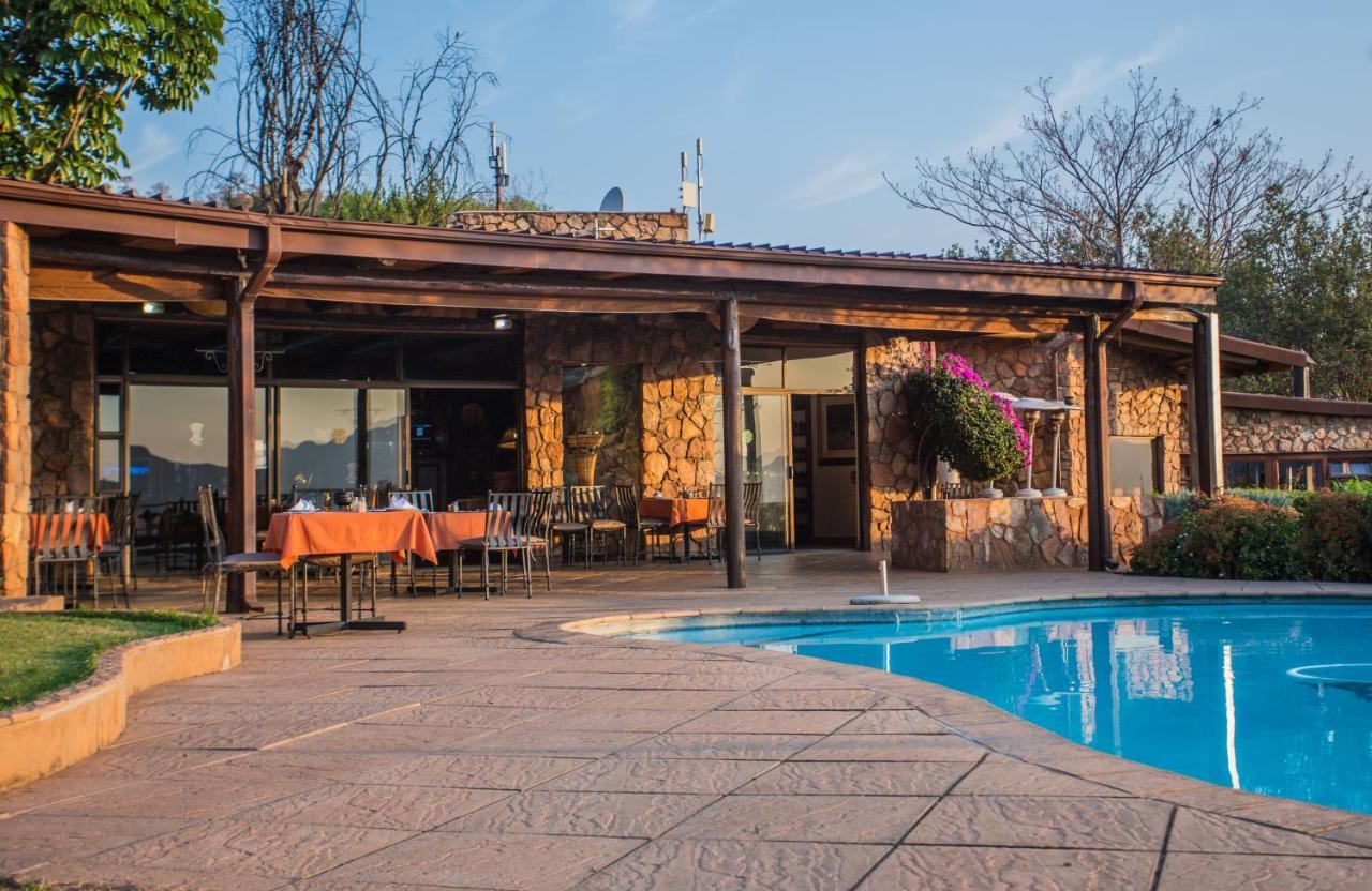 La Montagne Guest Lodge Hartbeespoort Extérieur photo