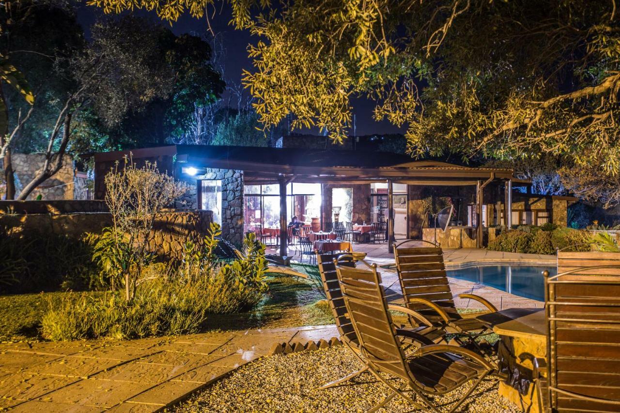 La Montagne Guest Lodge Hartbeespoort Extérieur photo
